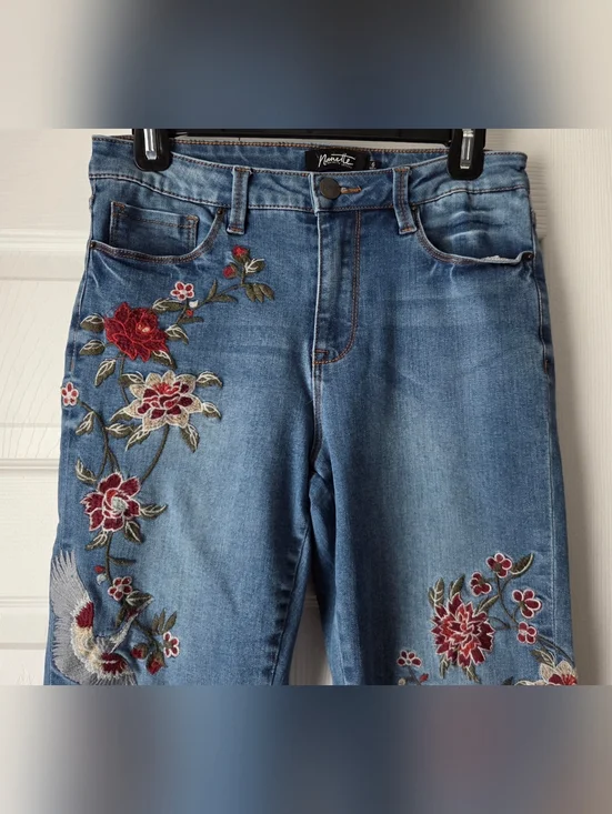 Nanette Nanette Lepore High Rise Skinny Jeans w Floral Embroidery Size 6 - Picture 3 of 14